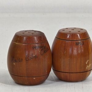VTG Wooden Salt‎ and pepper Shakers Barrel Shaped Souvenirs Poise Oklahoma Trink